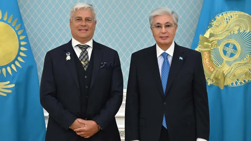 Будущее казахской породы тазы Токаев обсудил с главой FCI