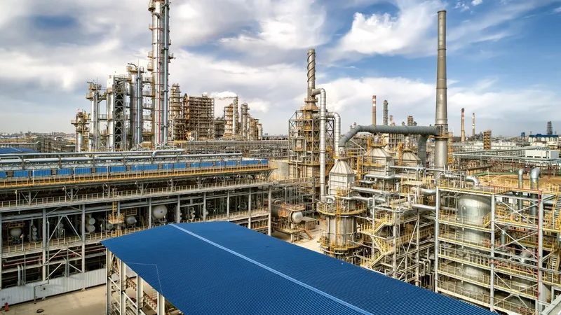 Мұнай өңдеу саласы үшін Жаңа Конституцияның маңызы зор – Атырау МӨЗ