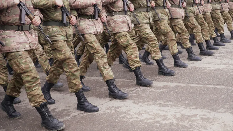 Қорғаныс министрлігі "әскерден босату" жарнамаларына қатысты ескерту жасады