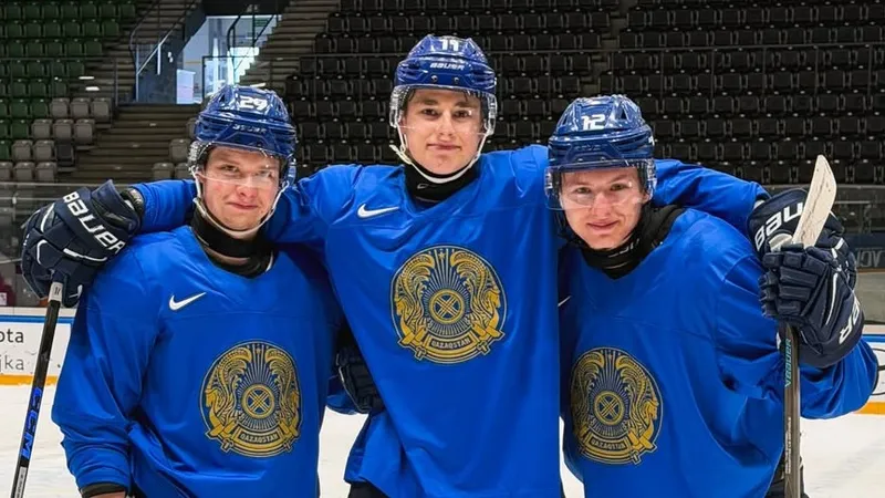Хоккеисты Казахстана с победы стартовали на чемпионате мира в Польше