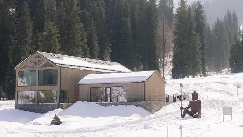 Алматы тауларында "Бұтақты" визит орталығы ашылды