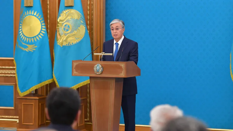 Үкімет мұнай-газ химиясы саласындағы жаңа жобаларды уақтылы аяқтауы тиіс – Тоқаев