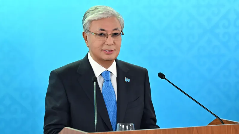 Президент Қасым-Жомарт Тоқаев Вашингтонға жұмыс сапарымен келді