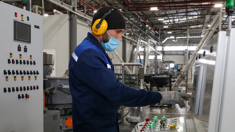 Мемлекет қазақстандық өндірушілермен 456 млрд теңгеге келісімшарт жасасты