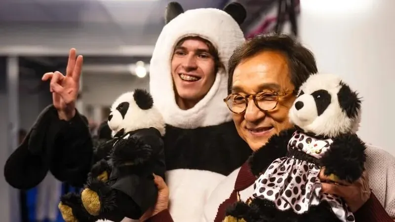 Джеки Чан, Головкин және Шайдоров Миланда кездесті