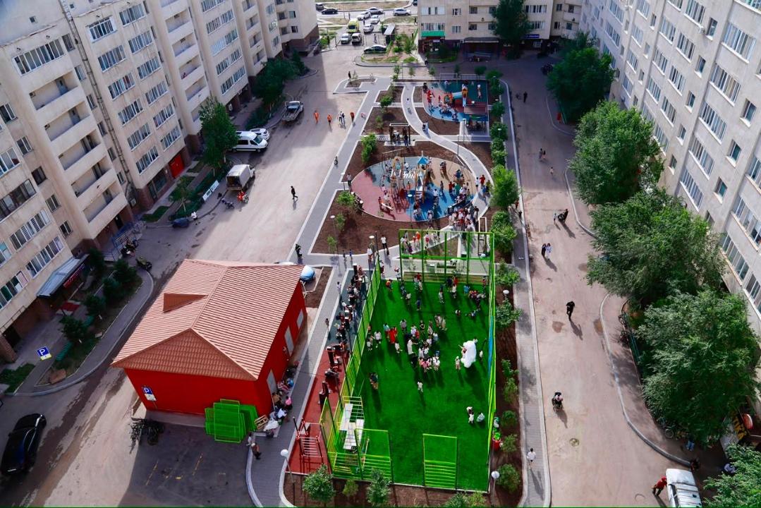 Более 30 новых дворов, скверов и спортплощадок открыли в Астане ко Дню города