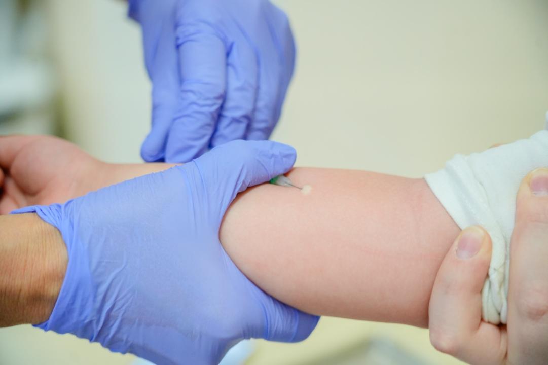 Елордалық дәрігерлер астаналықтарға вакцинацияны уақытылы алудың маңызын ескертті