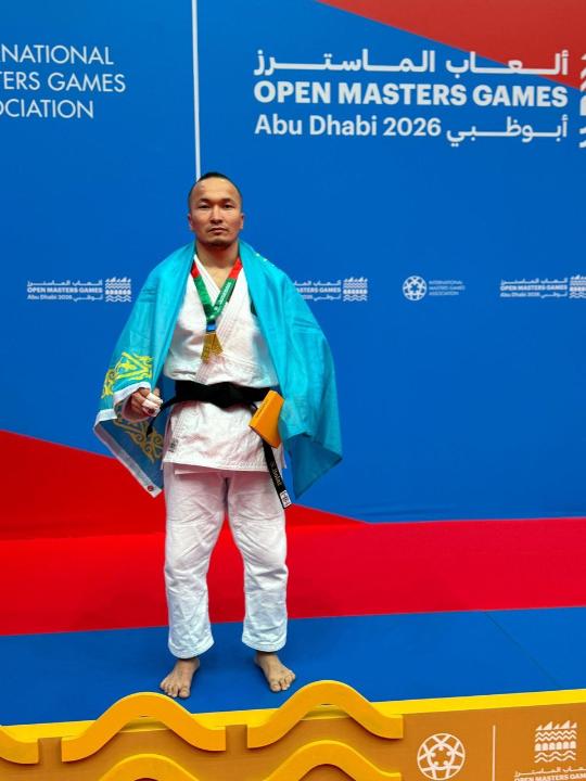 Учитель из Астаны стал чемпионом в Абу-Даби