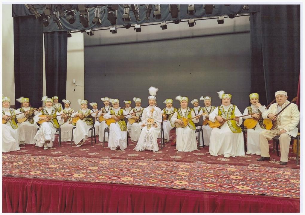 Столичные бабушки-домбристки вернулись из Кыргызстана с главным призом