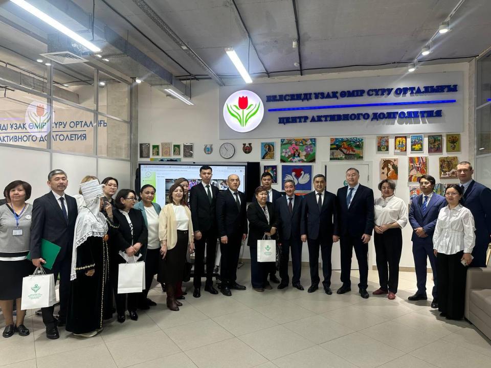 Астанада Қырғыз Республикасының делегациясы белсенді ұзақ өмір сүру орталығында тәжірибе алмасты