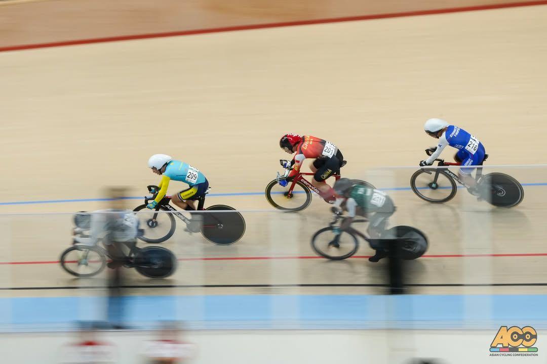 Астанинские велогонщики завоевали несколько медалей на чемпионате Азии