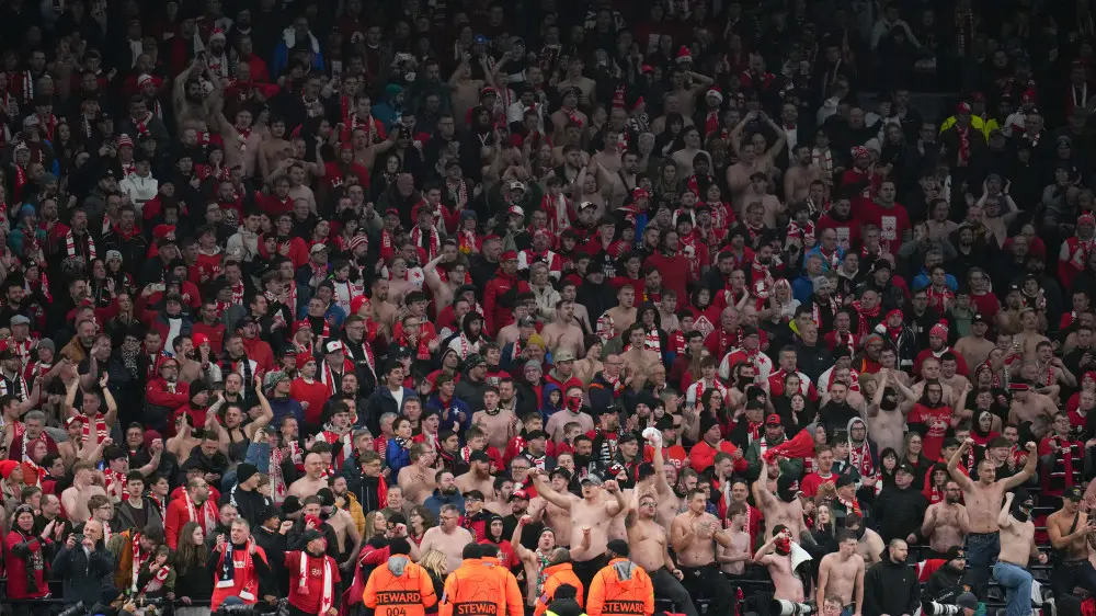 Клуб вернул фанатам деньги за билеты после разгрома в Лиге чемпионов