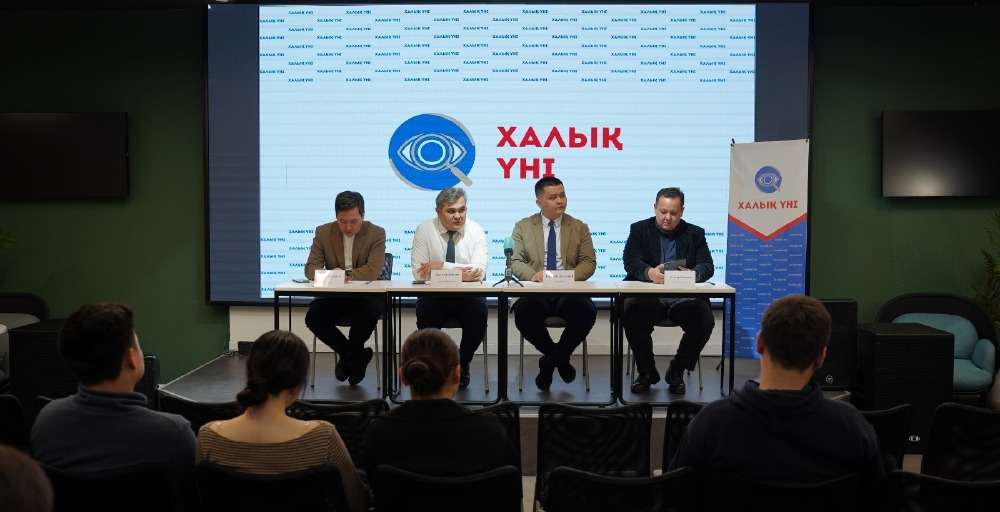 Тәуелсіз бақылаушылардың баспасөз жиыны: Референендум, әділ, шынайы, ашық өтсін!